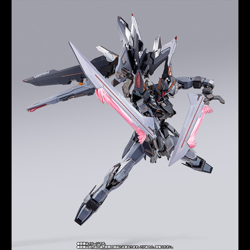 Bandai Metal Build – Strike Noir Gundam – Alternative Strike Ver. – 1/