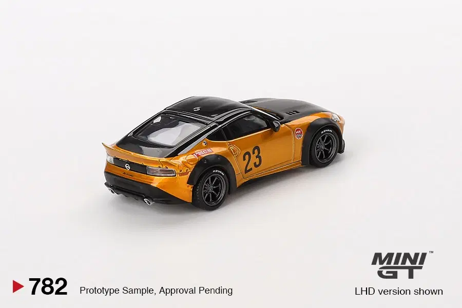 Mini GT - 782 Nissan Z LB NATION WORKS - LB Gold | Art City