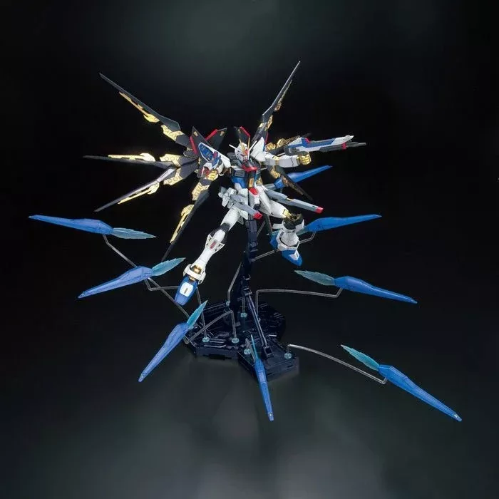 MG_Strike_Freedom_FBM_06_700x700