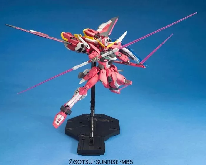 MG-Infinite-Justice-Gundam-3